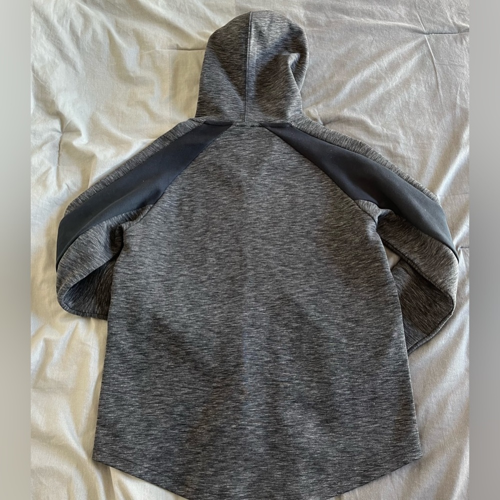 Puma jacket - Picture 2 of 4